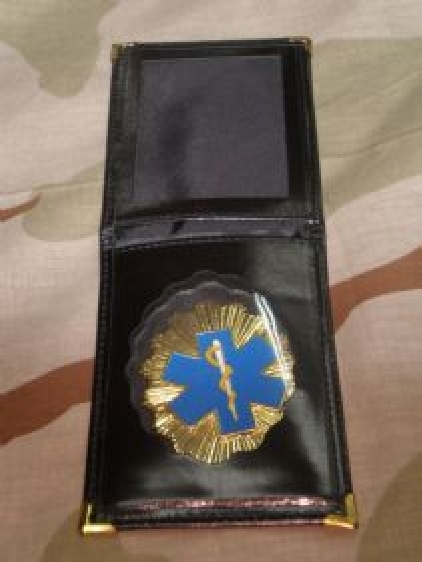 CARTERA PIEL PLACA